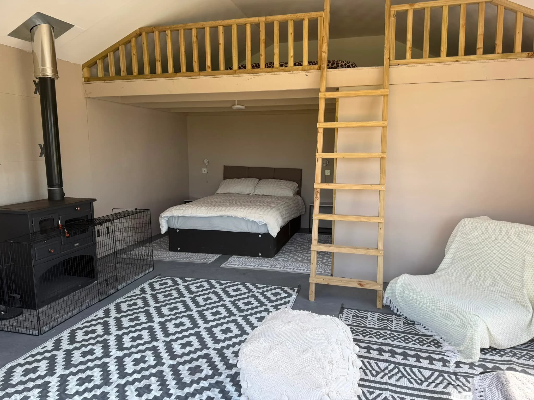 Cabins — image 3