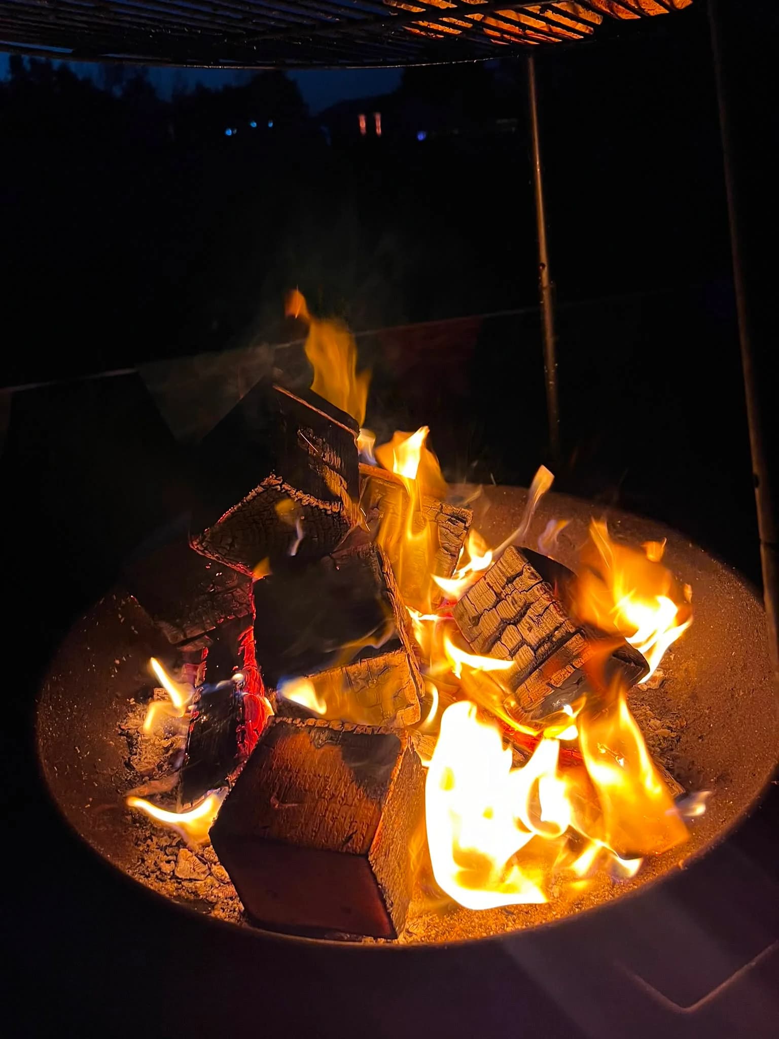 BBQs & firepits